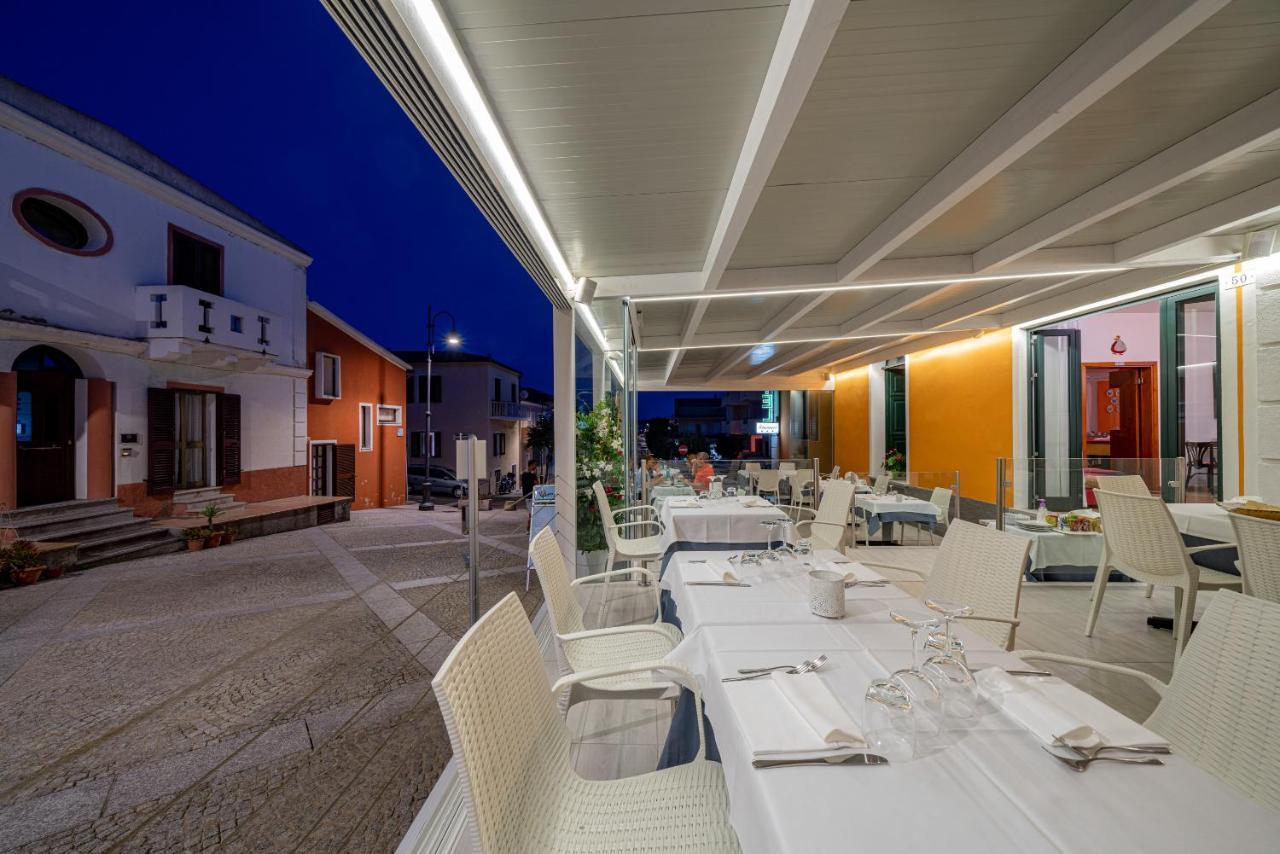 סנטה טרזה גאיורה Hotel Marinaro מראה חיצוני תמונה